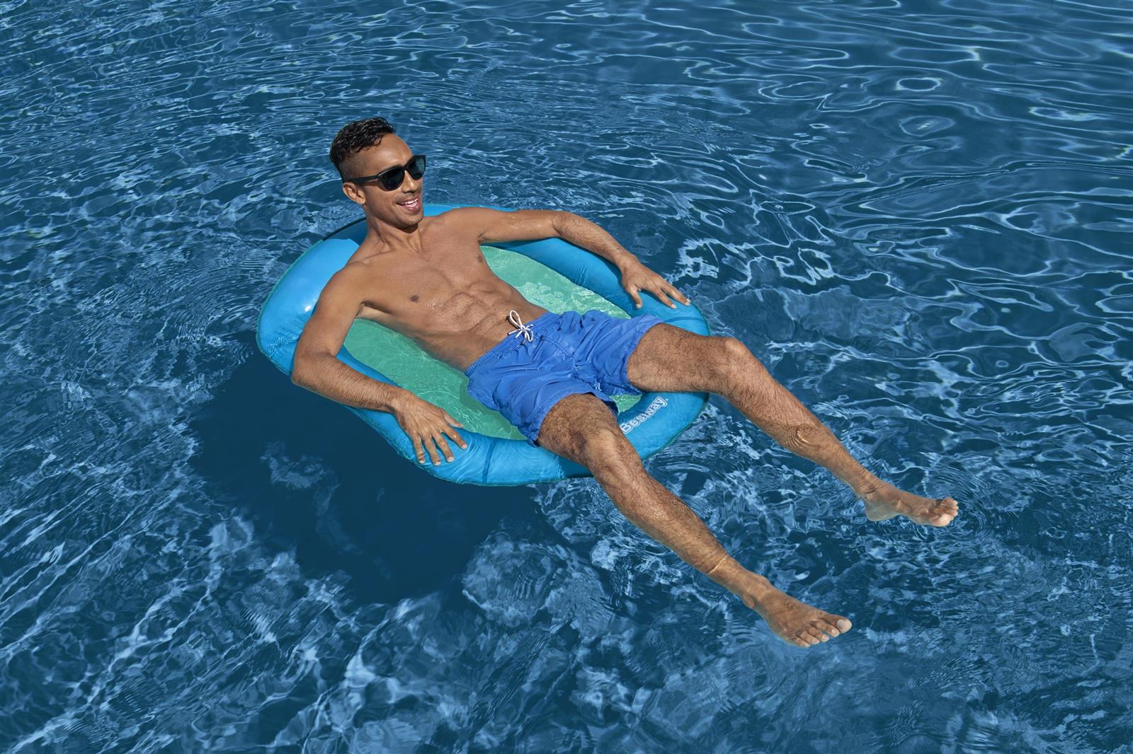 Inflatable Flex 'n Fold™ pool mat Float Ride-On