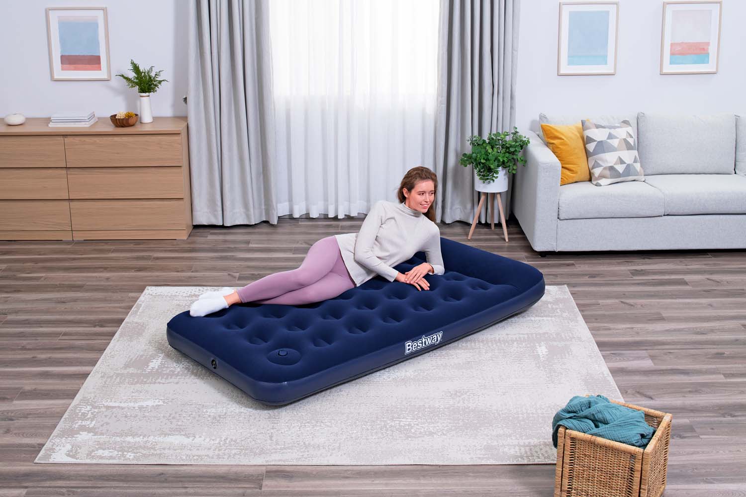 Single Air Bed With Integrated Foot Pump